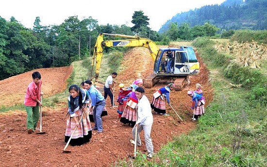 Điện Biên tập trung xây dựng hạ tầng phát triển kinh tế - xã hội