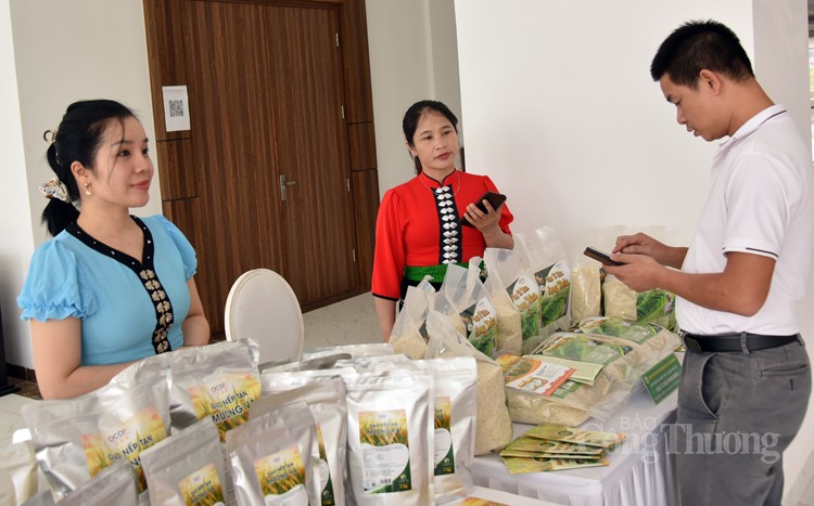 Tỉnh Sơn La Tôn vinh 19 sản phẩm nông nghiệp tiêu biểu Tỉnh Sơn La Tôn vinh 19 sản phẩm nông nghiệp tiêu biểu