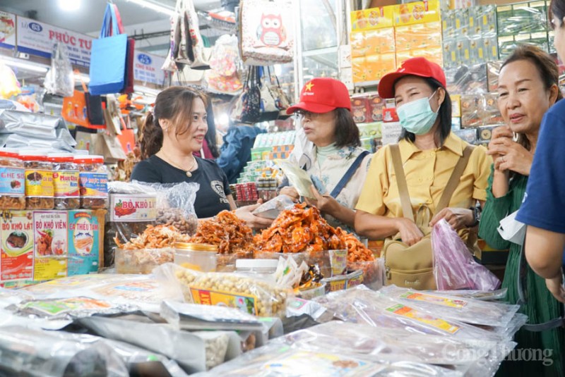 Đà Nẵng: Chợ Hàn hoàn thành nâng cấp, tiểu thương phấn khởi Đà Nẵng: Chợ Hàn hoàn thành nâng cấp, tiểu thương phấn khởi