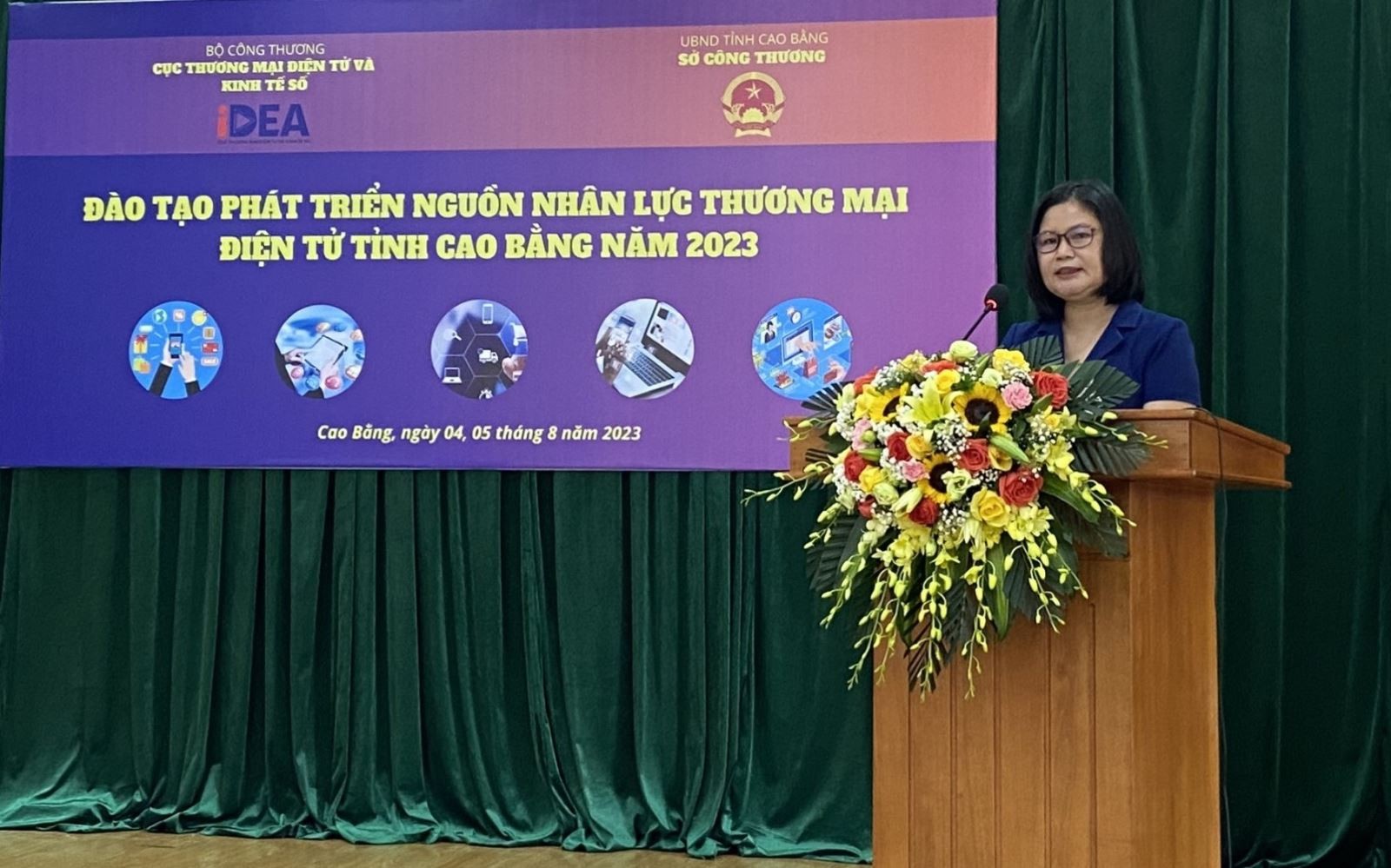 Bộ Công Thương hỗ trợ Cao Bằng đào tạo phát triển nguồn nhân lực thương mại điện tử