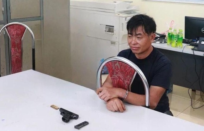Bắt bố vợ của trùm ma túy "Tàng Keangnam" gay cấn như phim hành động