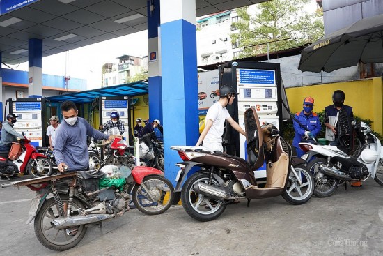 Doanh nghiệp xăng dầu phải số hóa hoàn toàn trước ngày 30/4/2025