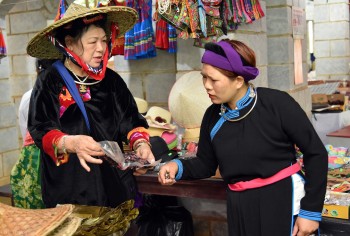 go nut that chinh sach de cho vung cao khong con la vung trung